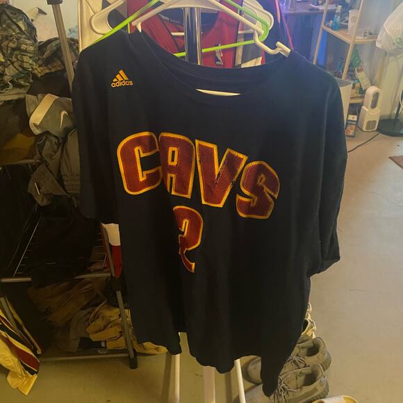 Kyrie Irving Size XL Cavs Practice Shirt - Picture 1 of 3